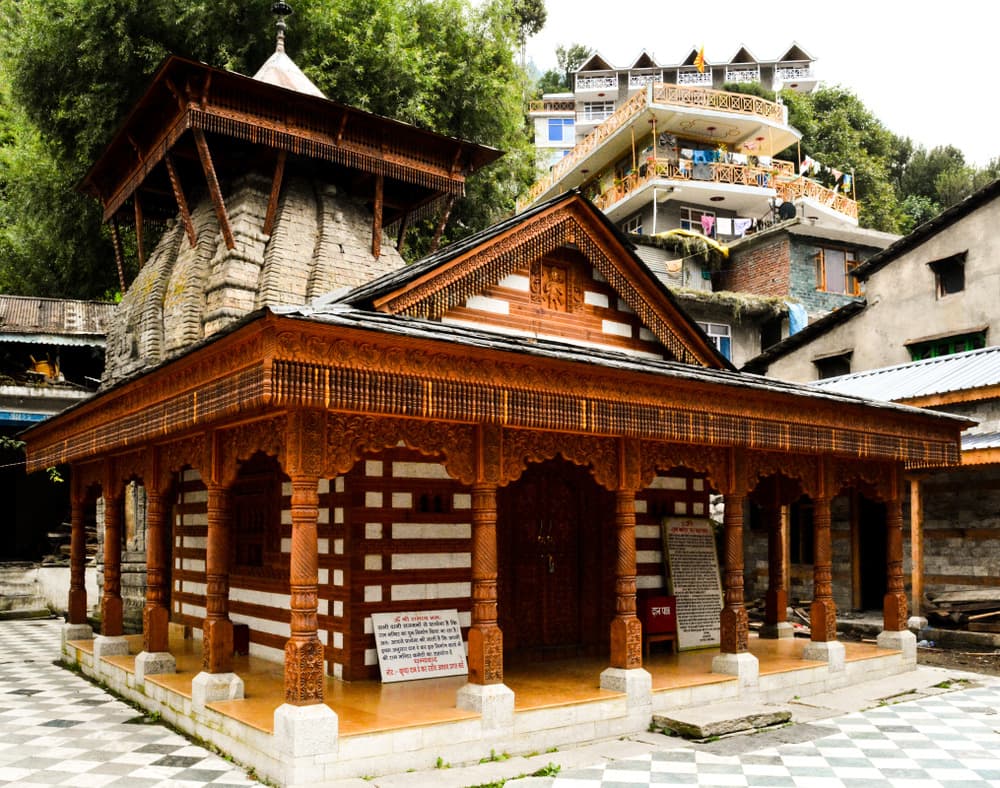 vashisht shutterstock 1358891417